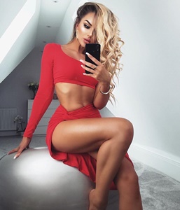 Acıbadem Kontrolü Ele Aldıktan Sonra Hiçbir Şey Gözü Görmeyen Escort Duru